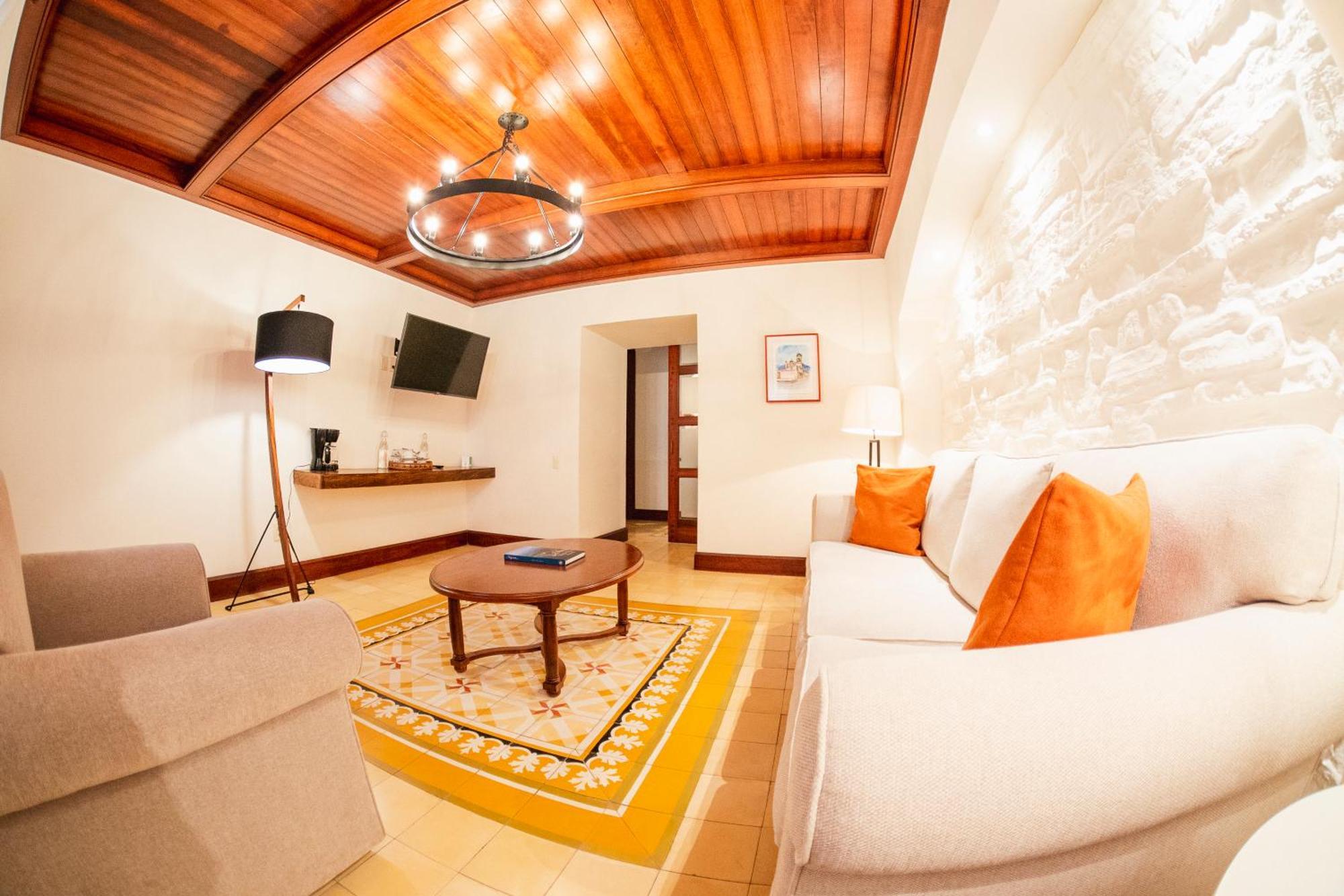 Nukari Quinta Boutique Hotel Jala Екстериор снимка